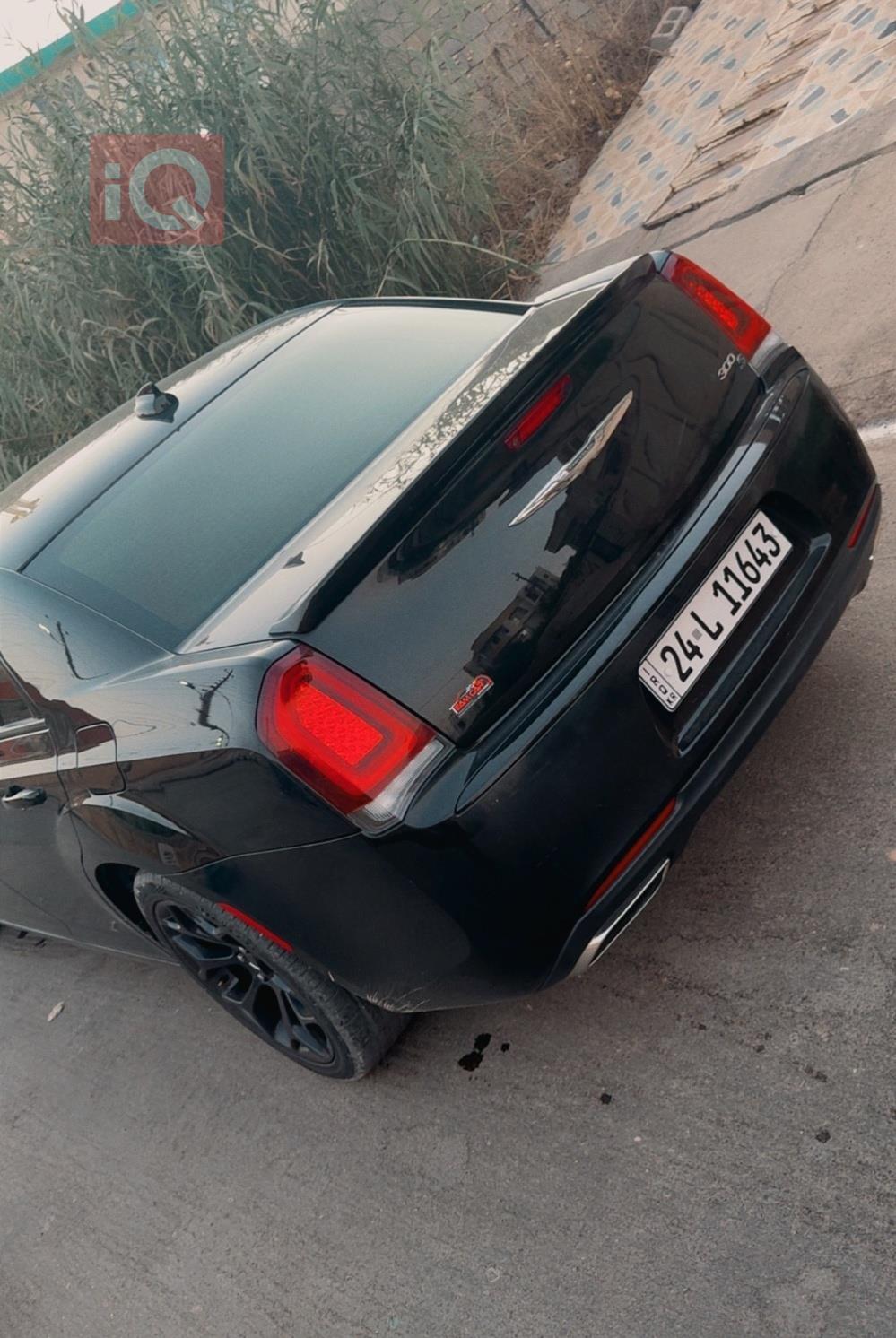 كرايسلر 300